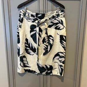 Ann Taylor Black, dark green and ivory Leaf Print  Skirt